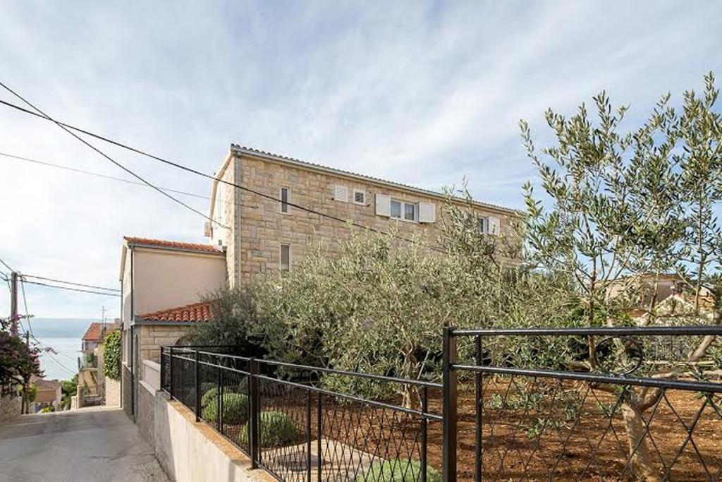 Villa Mandalinic Omis Exterior photo