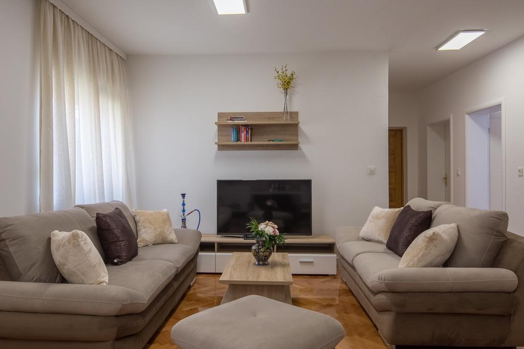 Villa Mandalinic Omis Exterior photo