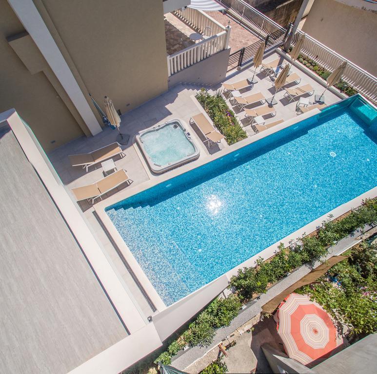 Villa Mandalinic Omis Exterior photo